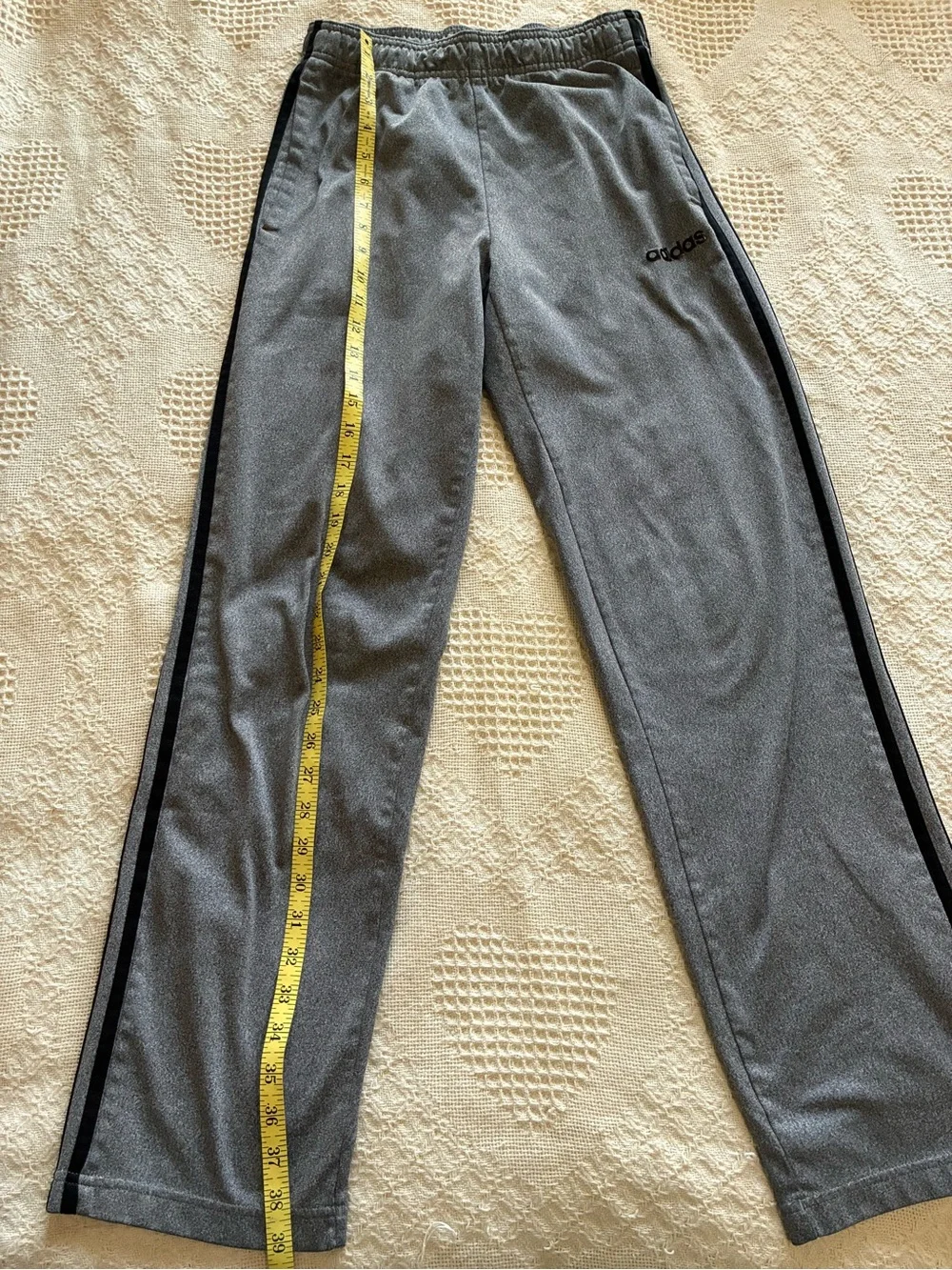 Adidas Gray Sweatpants Track Jogging Pants 3 stripe Athletic Mens Size Small